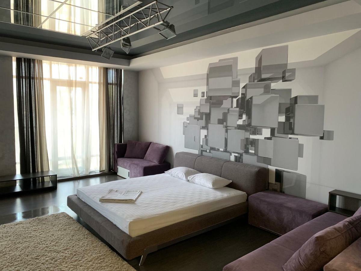 Apartments Raisy Okipnoi Kiev Eksteriør bilde